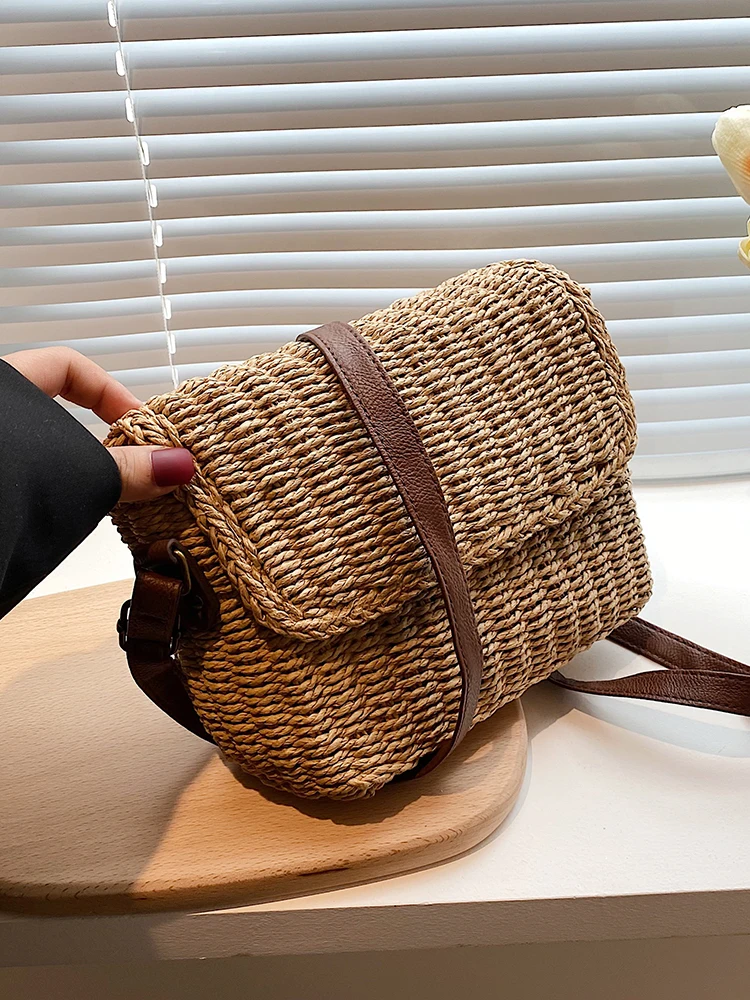 Высококачественная маленькая сумка, женская сумка 2023, новая летняя плетеная сумка из соломы, популярная женская текстурная сумка-мессенджер