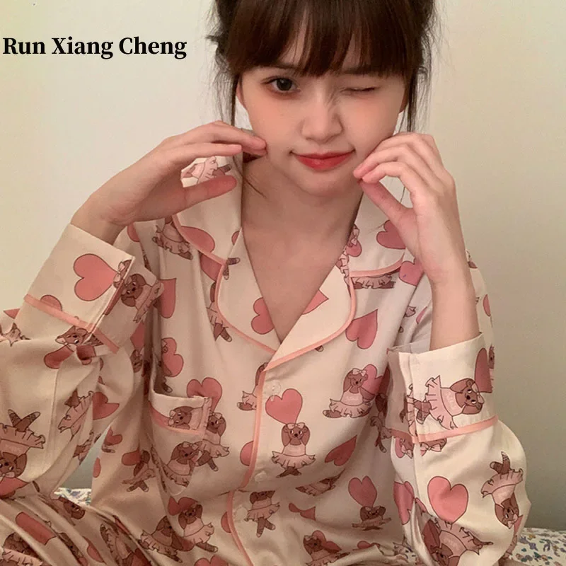 Runxiangcheng 2023 Осень/Зима Новый Новый Балетный Медведь Женская пижама с длинным рукавом мультяшный комплект для дома Бесплатная доставка