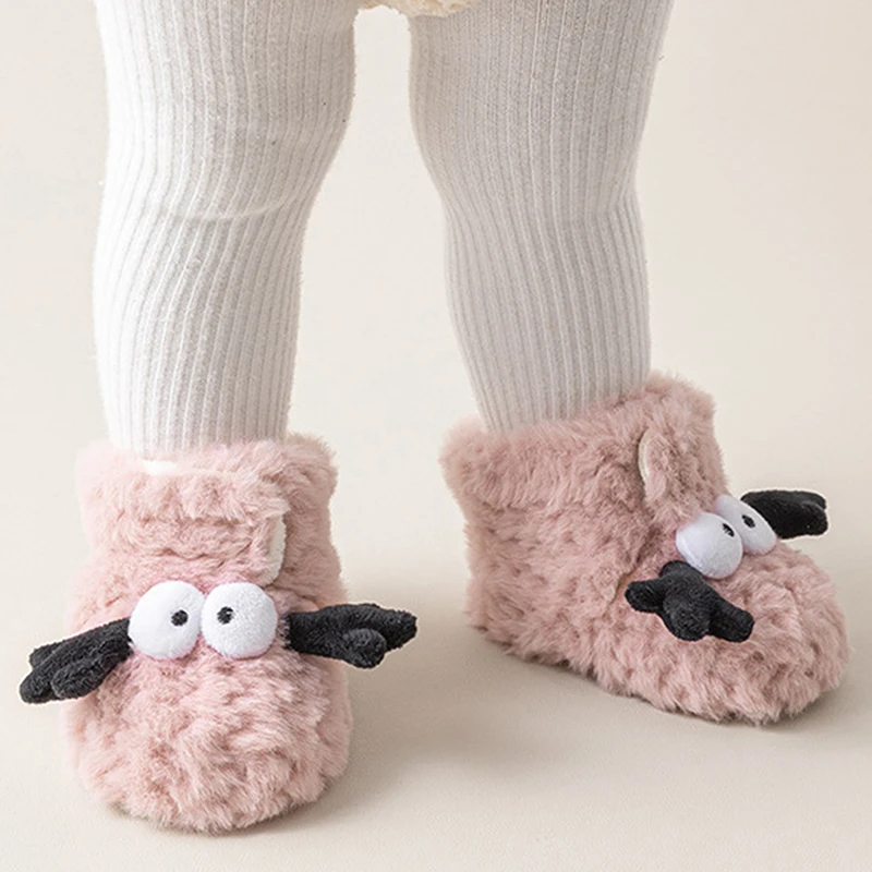 Детская зимняя обувь с мультяшной мягкой подошвой, нескользящая обувь для первой ходьбы, обувь для малышей на плоской подошве для девочек и мальчиков